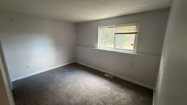 Fox Hunt Condominiums unit 53, Chelmsford, MA 01824 - photo 6