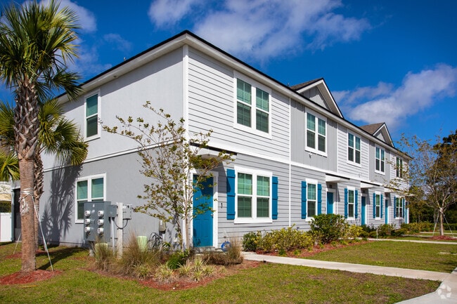 Deer Run is a new community of townhomes in the Regency neighborhood.