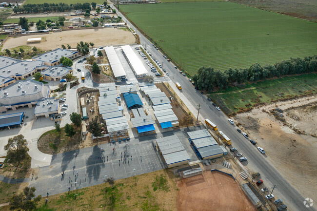 Plenty of outdoor activities are available at Mountain Shadows Middle School in Nuevo.