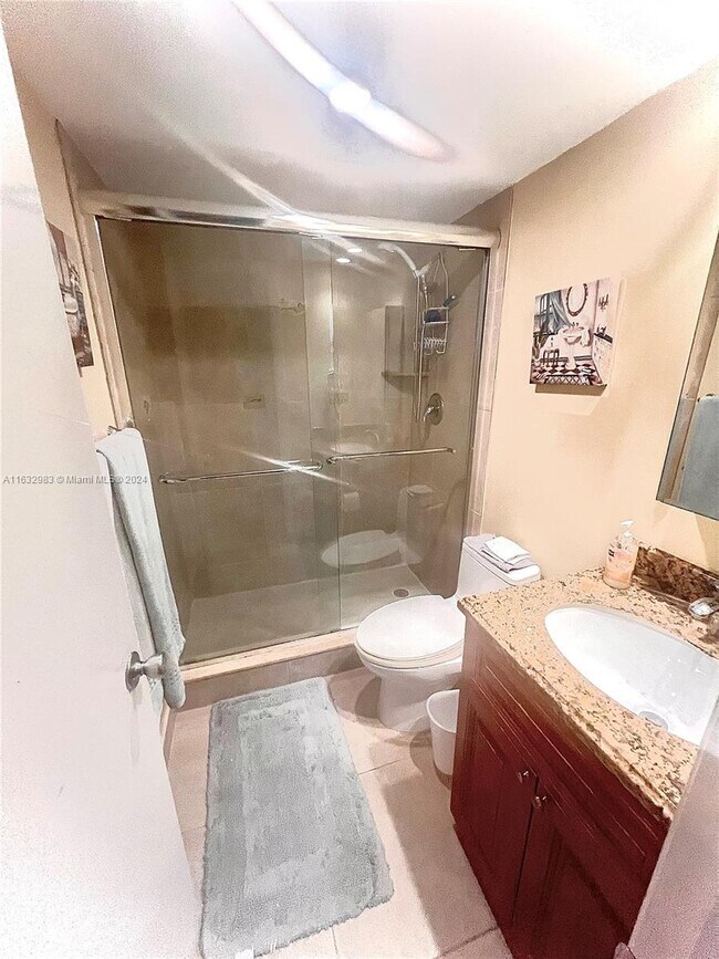 Delphi Towers unit 903, Pompano Beach, FL 33062 - photo 7