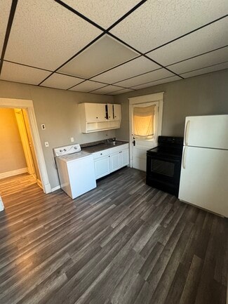 150 Linden St Unit 150 Linden st, Pittsfield, MA 01201