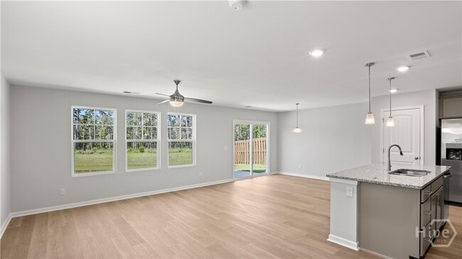 30 Flagler Dr, Savannah, GA 31419 - photo 5