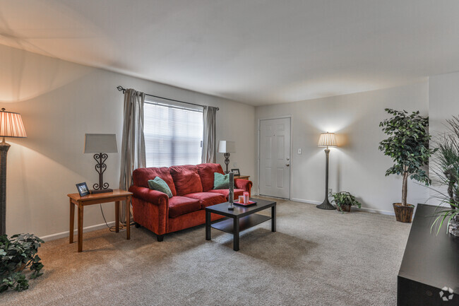 1BR, 1BA - 1,250 SF