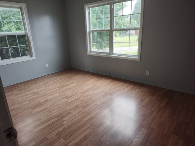 14 N Ritchie Ave unit 1B, Ravenswood, WV 26164 - photo 6