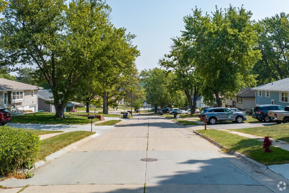 Neighborhood_Orchard-Park_V1_092523