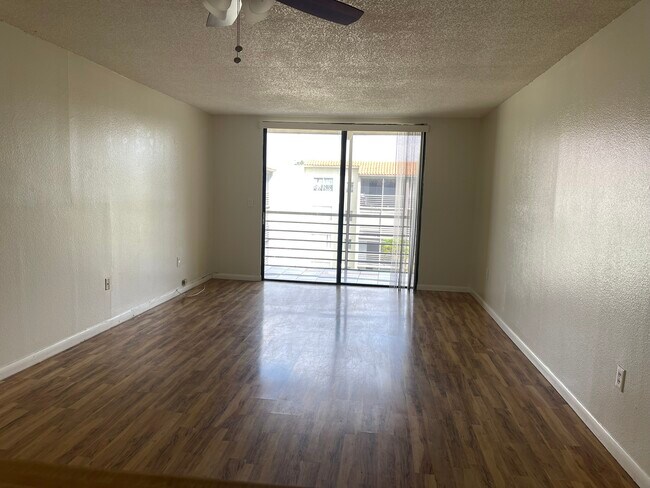 Courtyards of Broward unit 3411, North Lauderdale, FL 33068 - photo 4