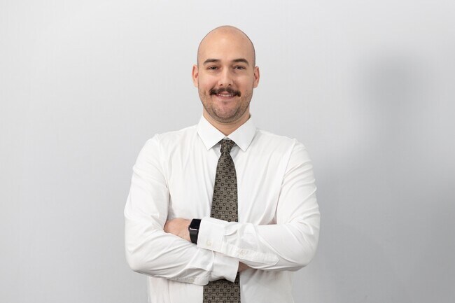 Agent Photo