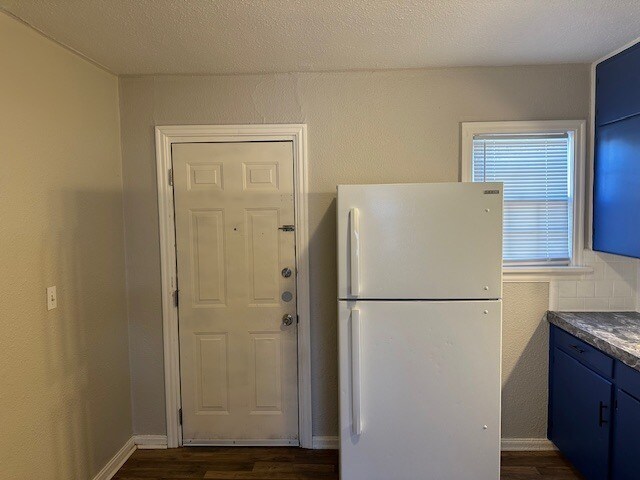 518 E Lockheed Dr, Oklahoma City, OK 73110 - photo 6