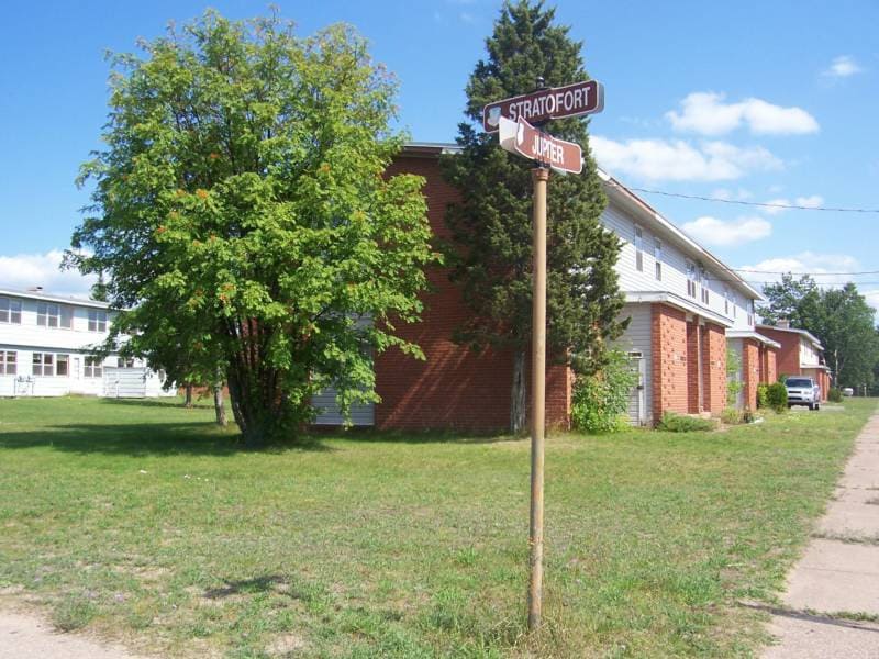 510 Invader St unit 520, Gwinn, MI 49841 - photo 1