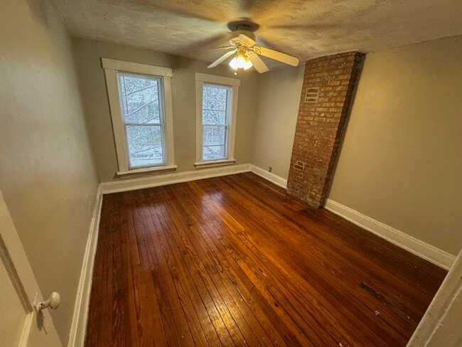 552 Bradley St unit duplex, Columbus, OH 43201 - photo 6