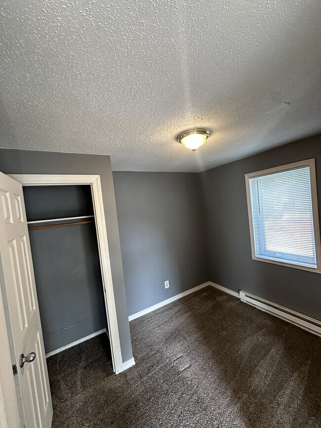 613 N Franklin Ave unit One, Sioux Falls, SD 57103 - photo 4