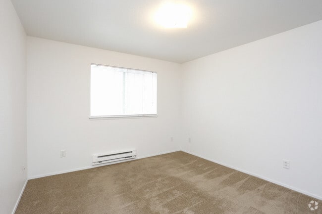 Olympic Pointe Apartments, Port Orchard, WA 98366 - photo 7