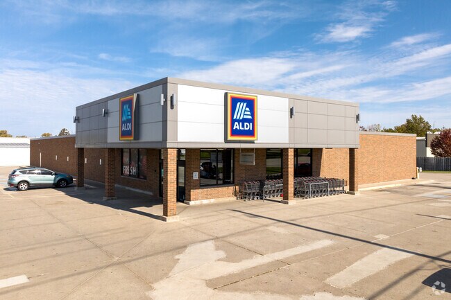 Aldi is a neighborhood grocery store in Victoria Park.