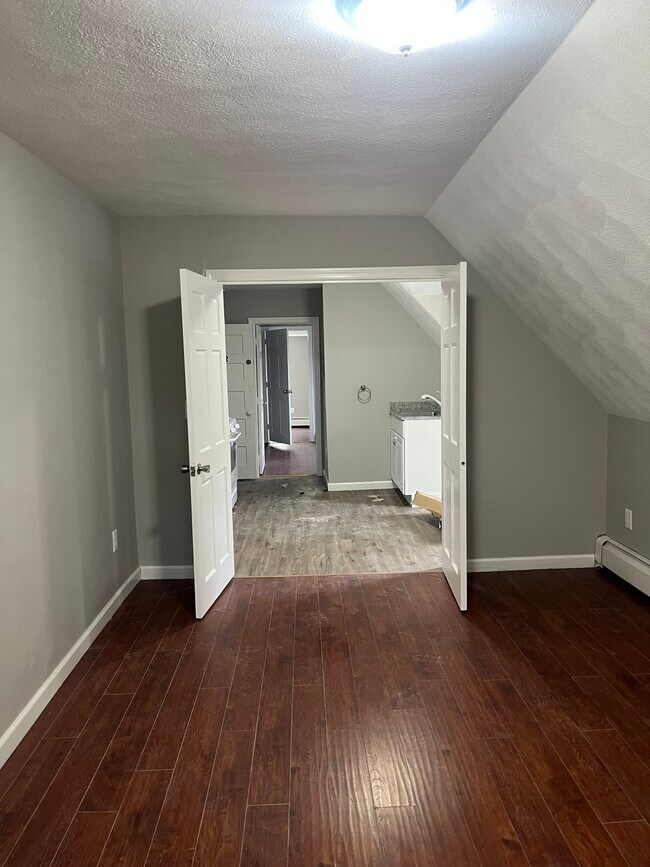 10 Wakefield Ave unit 3R, Wakefield, MA 01880 - photo 5