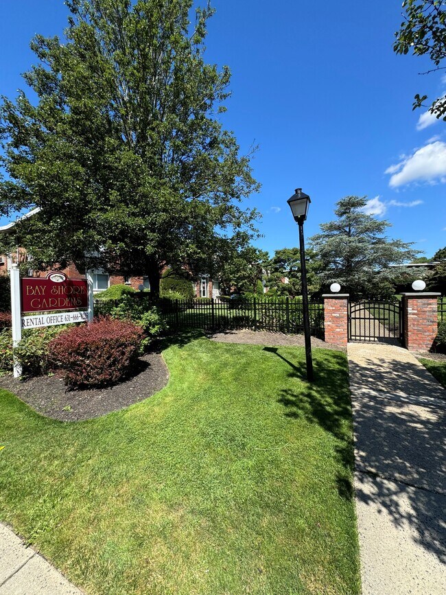 Bay Shore Gardens Gated Community, Bay Shore, NY 11706 - photo 6