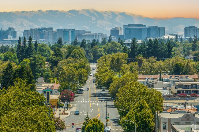 Explore El Camino Real in Santa Clara—where history and modern life blend seamlessly.