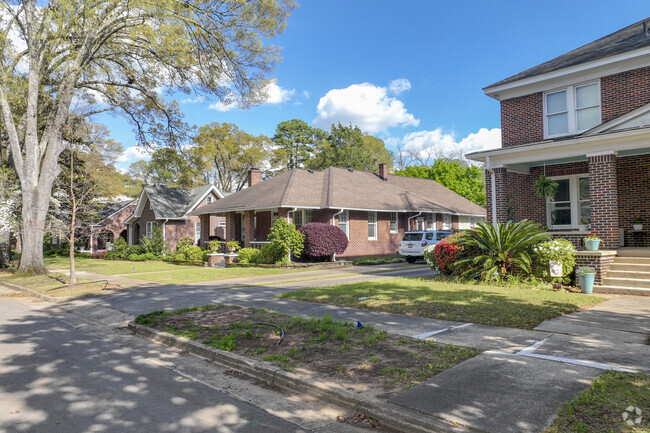 A typical street view in the historic neighbor of Cottonwood, highlighting the various designs.