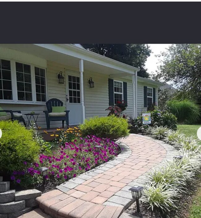 2255 Engle Rd, Fallston, MD 21047