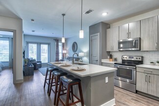 5070 Peachtree Blvd, Chamblee, GA 30341