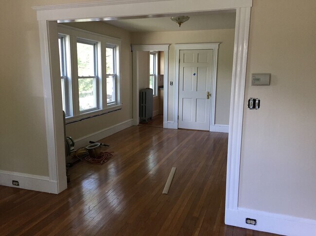 44 Waverley Ave unit Waverley, Newton, MA 02458 - photo 7