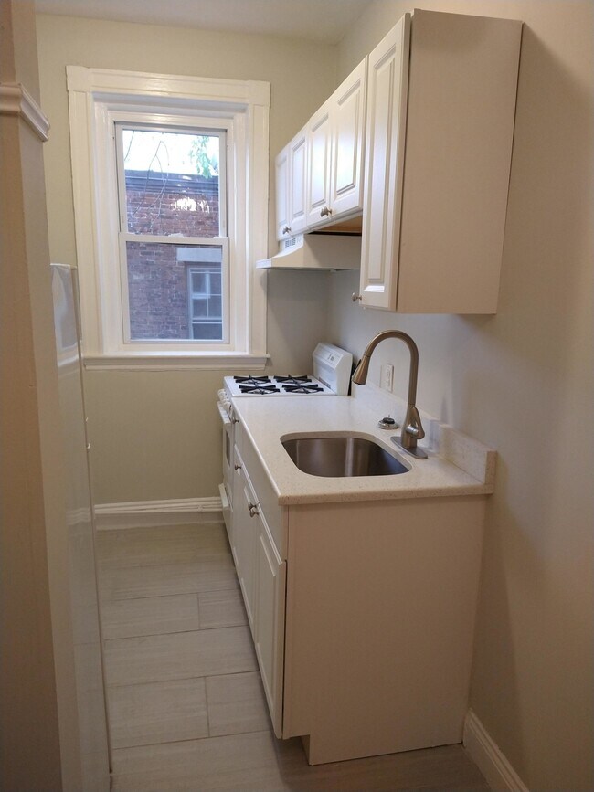 34 Edgerly Rd unit 25, Boston, MA 02115 - photo 6