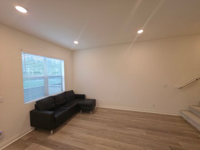 12120 Blue Sky Ct, Whittier, CA 90602 - photo 2