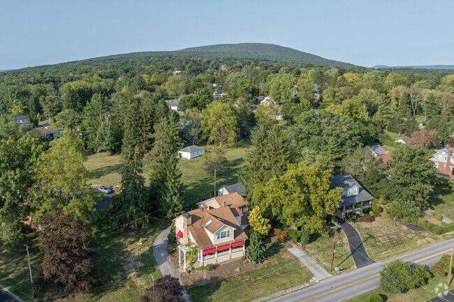 Sylvan Hills is almost entirely residential and very close to major commercial hubs.