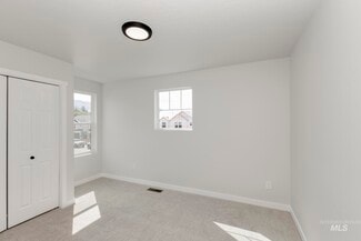 2542 W Fallon Loop, Nampa, ID 83651