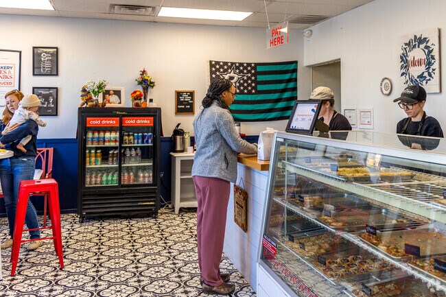 Fourczechs Bakery is great for breakfast kolaches and klobasniks in Woodcreek.