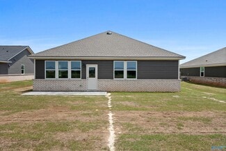 12591 Buck Rd, Athens, AL 35811