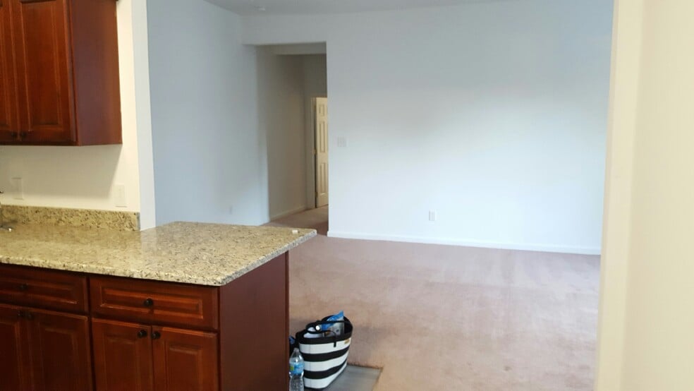 39 W Ridley Ave unit 39 A, Norwood, PA 19074 - photo 1