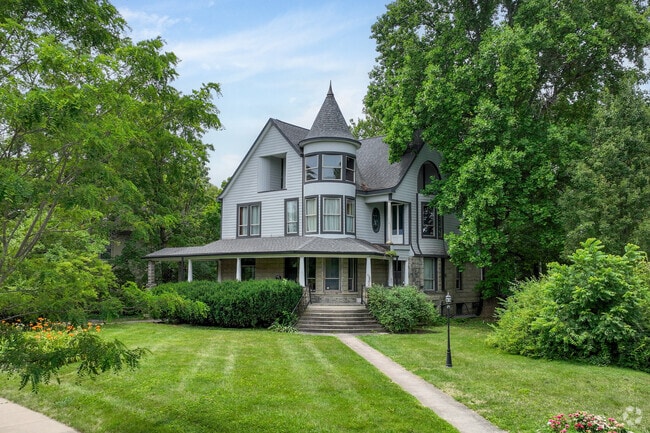 Queen Anne homes come with custom windows on big lots in Highland Park.