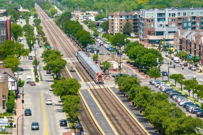 Birch Manor has access to the Mount Prospect Metra stop that connects to Downtown Chicago.