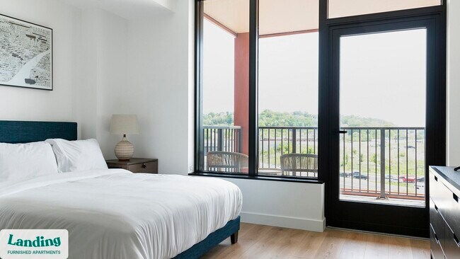 632 Howard Rd SE unit 640, Washington, DC 20020 - photo 2