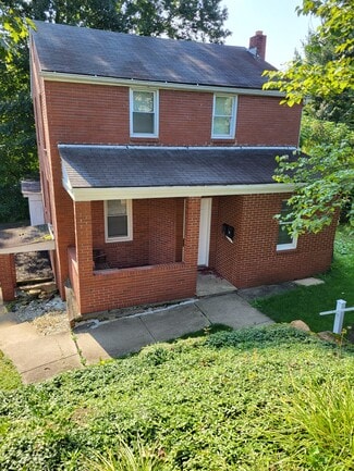 157 Chestnut St Unit 1st Floor, Aliquippa, PA 15001