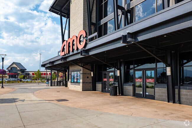The Southgate Mall has an AMC movie theater.