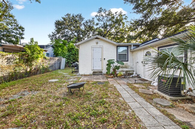 3525-3550 50th Ave N unit B, St. Petersburg, FL 33714 - photo 6