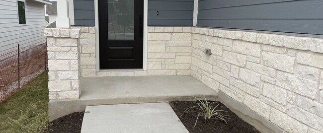 267 Ranier Way, Dripping Springs, TX 78620 - photo 2