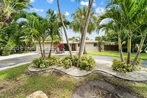 1305 Dewey St, Hollywood, FL 33019 - photo 1