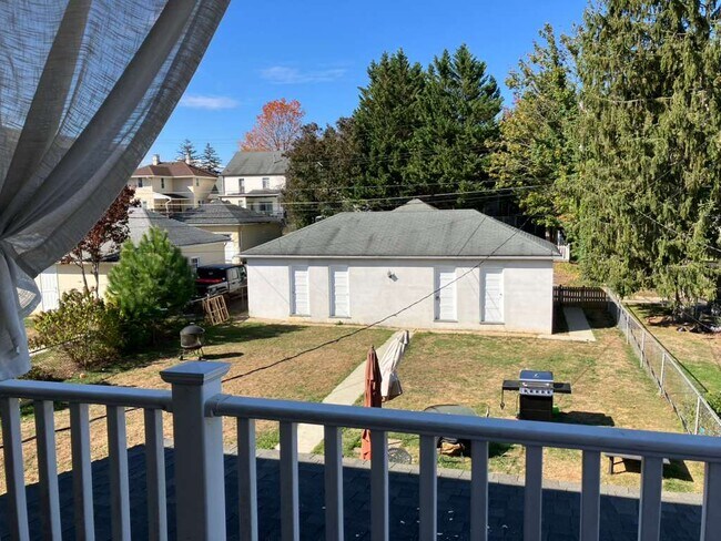 1121 Hamilton Blvd unit 2, Hagerstown, MD 21742 - photo 5