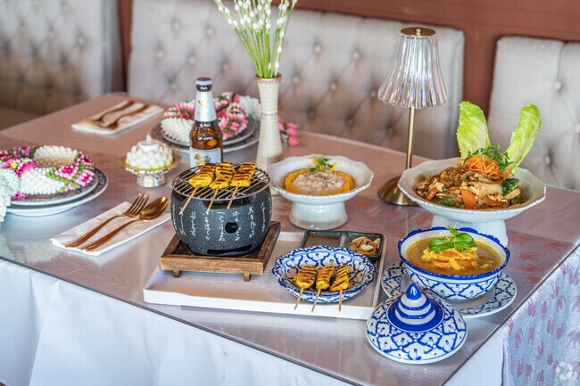 The Village Thai offers delicious Thai food just minutes from Ygnacio Valley.