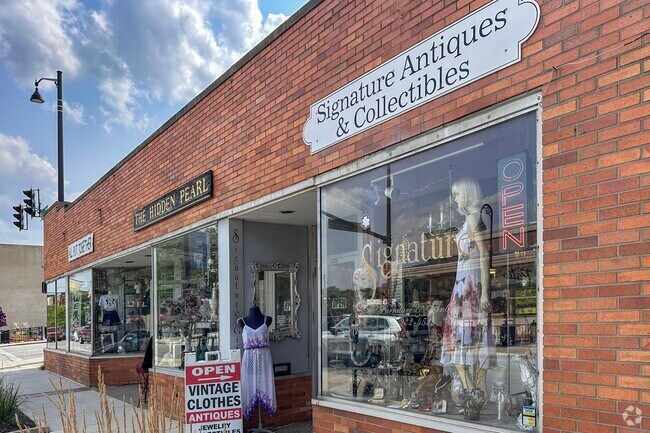 Stop into Signature Antiques & Collectibles for your treasure in Downtown Cuyahoga Falls.