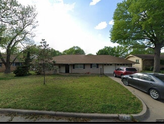 1055 Grandview Rd, Bartlesville, OK 74006