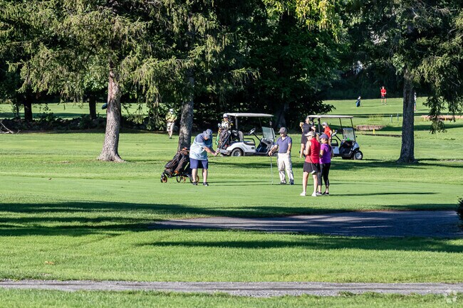 Plantsville residents can enjoy golfing with friends at  Southington Country Club.