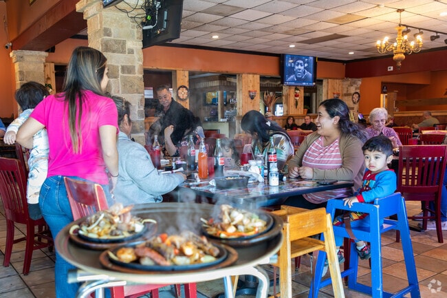 Great Mexican food and friends are a common theme at Rio Lerma in Terrell.