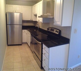 14 Murdock St Unit 2-7, Somerville, MA 02145