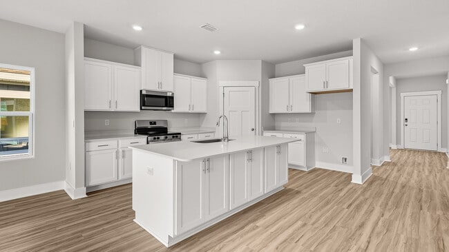 2800 Patriot Ridge Dr unit 38530167, Crestview, FL 32539 - photo 5