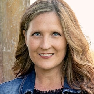 JENNIFER MOLAN