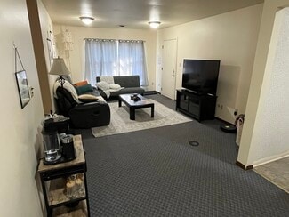 525 Richland Ave Unit C, Athens, OH 45701