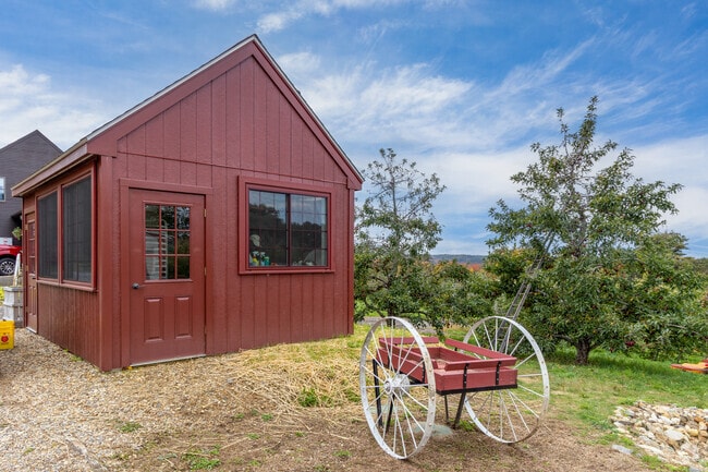 New Braintree and the surrounding areas offer room for agriculture and markets.